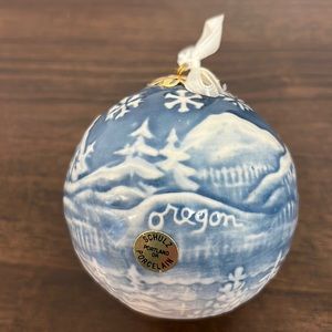 Vintage 1989 Porcelain Ornament Schulz Portland,OR mountains forest pre-owned